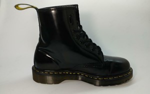 dr martens 1460 aw501