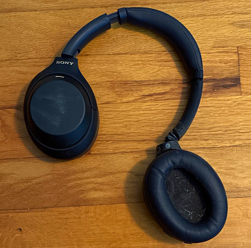 Sony WH-1000XM4 Over-Ear Headband Headphones Black/Blue Bluetooth USB-C