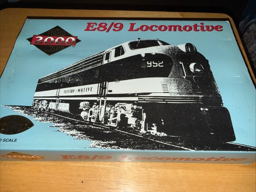 Proto 2000 #8713 Illinois Central E8/9 angetriebene Diesellok #1022 neu aus altem Lagerbestand | Zustand: New