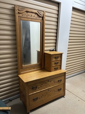 1800s Victorian Eastlake Antique Oak bilevel Dresser w/Mirror and Floral Carving