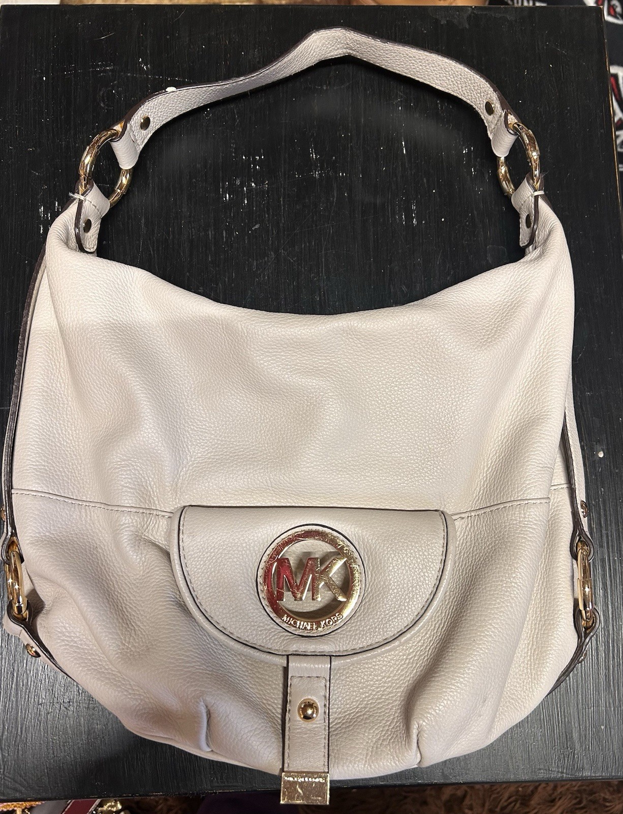 Michael Kors Fulton Large Leather Shoulder Bag Off White