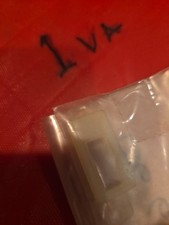 Echte Mercedes W126 Formleisten Clips 1266980558 5x NLA