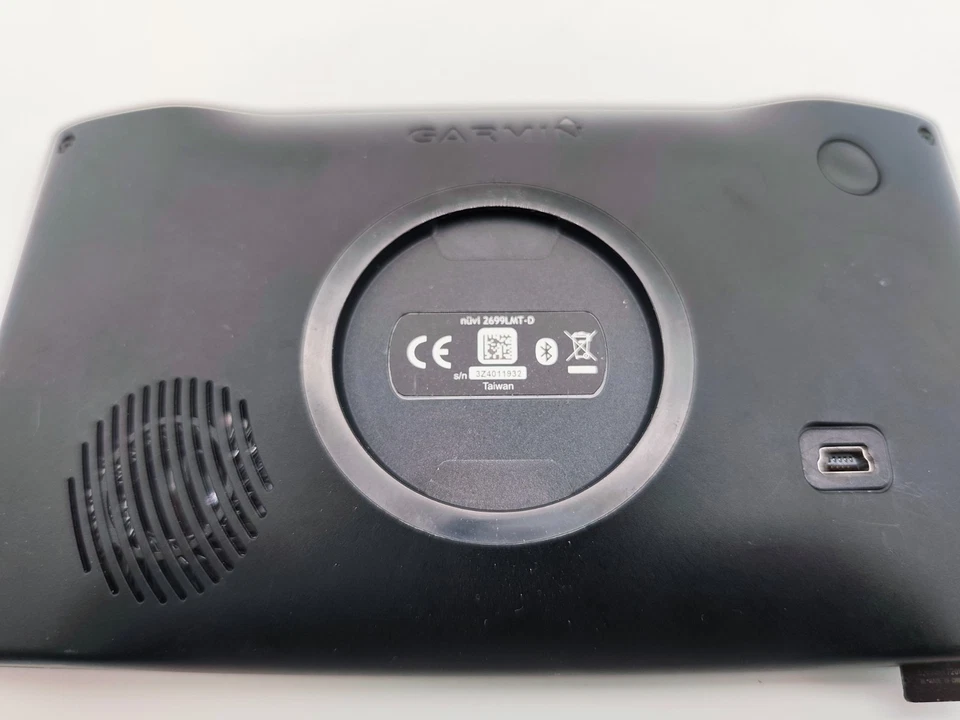 Garmin nüvi 2699 LMT-D - 6" Navigationsgerät - OHNE SPEICHERKARTE ODER KARTEN - Bild 3 von 3