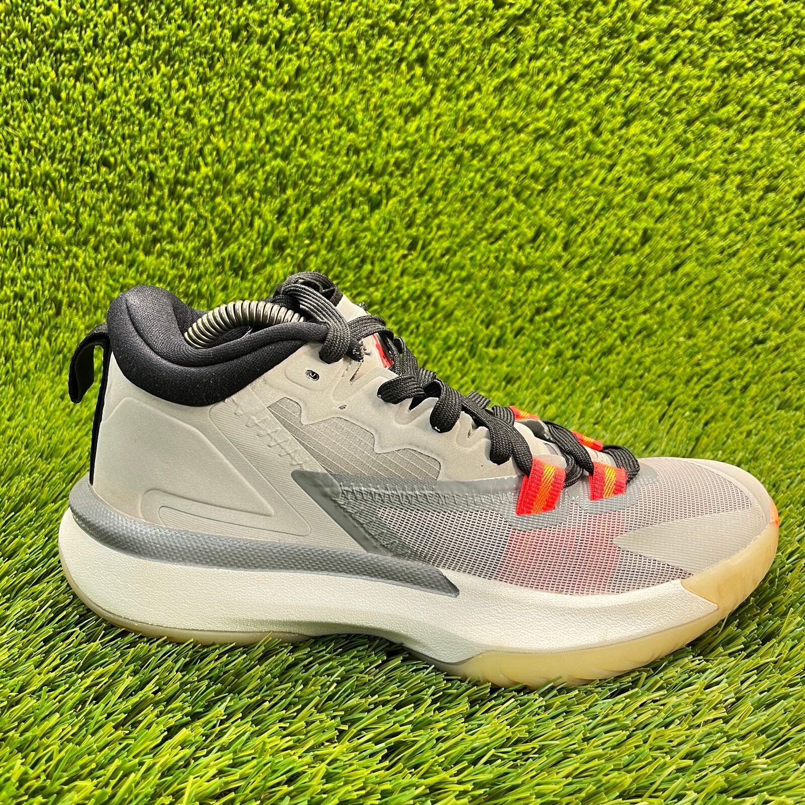 SAOLA Scarpe da basket Nike Air Jordan Zion 1 da ragazzo taglia 6 5 anni grigie sportive sneakers