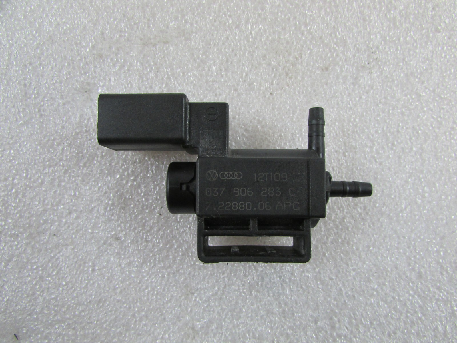 Lamborghini Aventador LP-700, Air Electronic Switch Valve, Used, P/N 037906283C