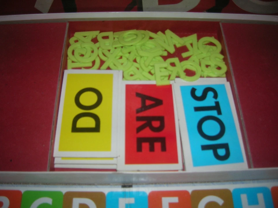SCRABBLE ALPHABET GAME ABC Vintage 1972 EDUCATIONAL 4-6 SELCHOW RIGHTER COMPLETE - Image 3 of 4