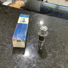 Nos 1974 Ford Thunderbird Lighter D4SZ-15052-A
