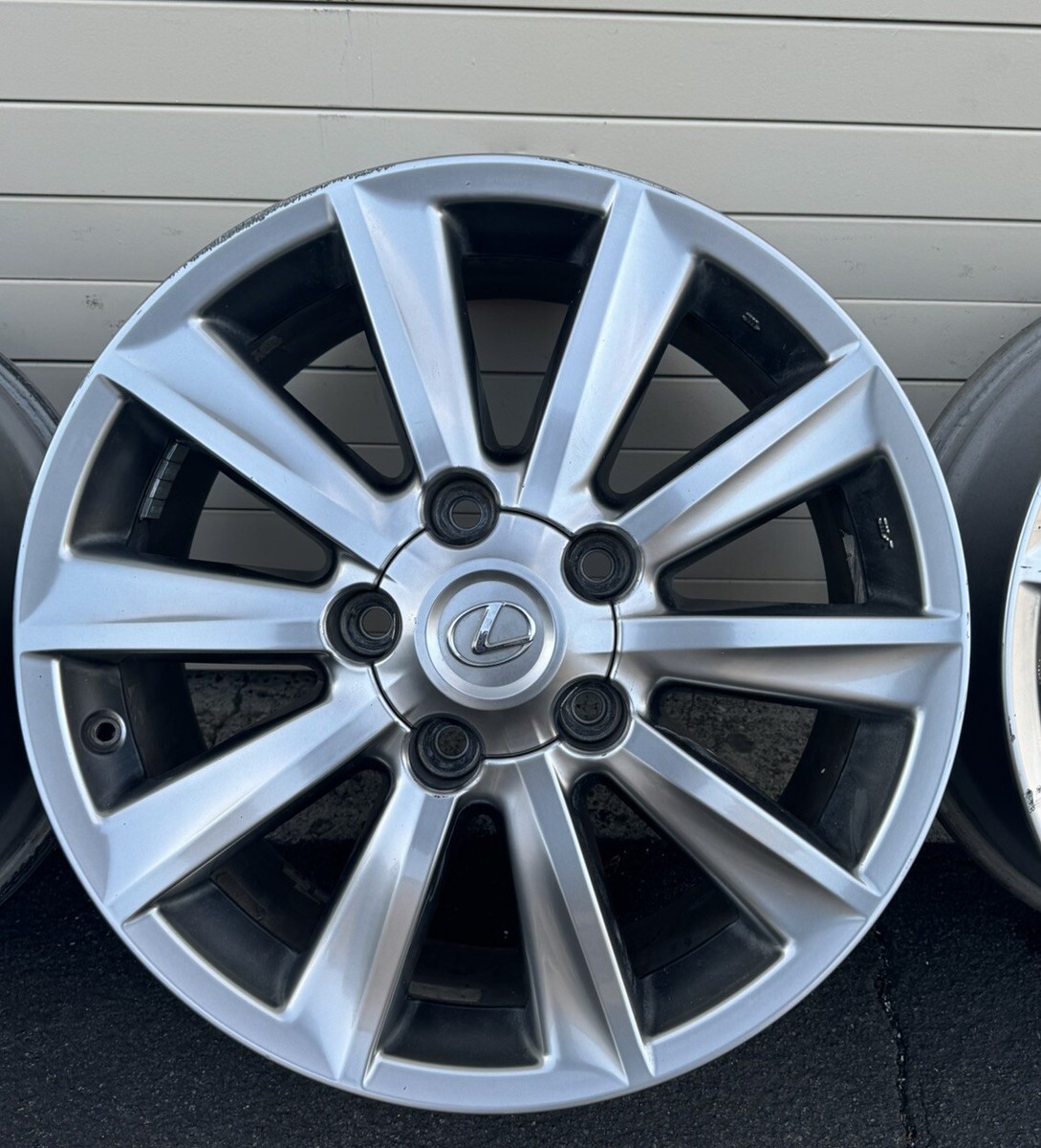 LEXUS LX570 20
