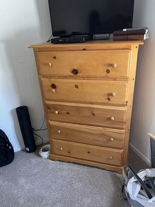 6-Piece Brown Wood Bedroom Set: Bed, Dresser w/ Mirror, Nightstand, Drawers