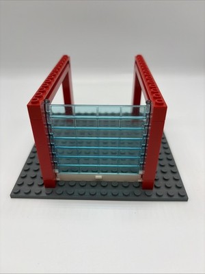 Lego Garage rot mit blauen Rolltoren Griff gerillte Steine City Stadt Auto