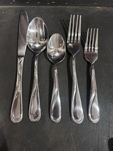 Hampton Forge Swirl 5-Piece Flatware, Silver 1 Place-setting - Picture 6 of 6