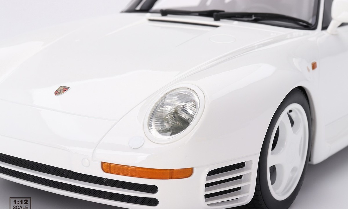 Porsche 959 Sport Grand Prix White in 1:12 scale by True
