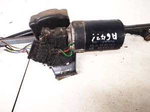 0390246143 vorne Scheibenwischermotor Teilenummer  Audi 80 DE1222396-13