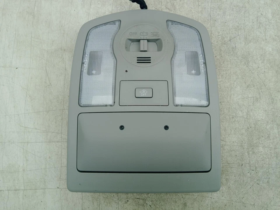 TOYOTA PRIUS PLUS COURTESY LIGHT INTERIOR ROOF 8126047270B0 2012-2020 - Image 2 of 4