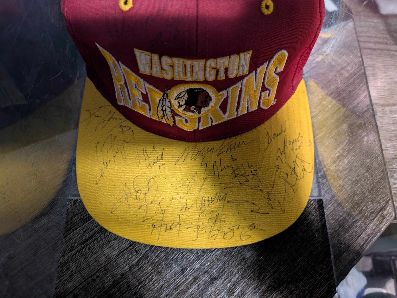 Washington Redskins hat Signed By Team 1996 (Includes Darrell Green)