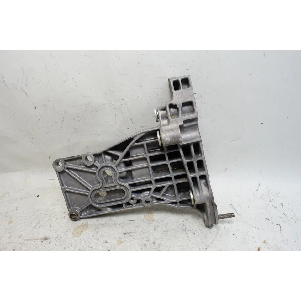 Оригинальный кронштейн генератора переменного тока для BMW E60 550i E63 E65 2004-2010 годов выпуска N62 V8 - Изображение 4 из 4