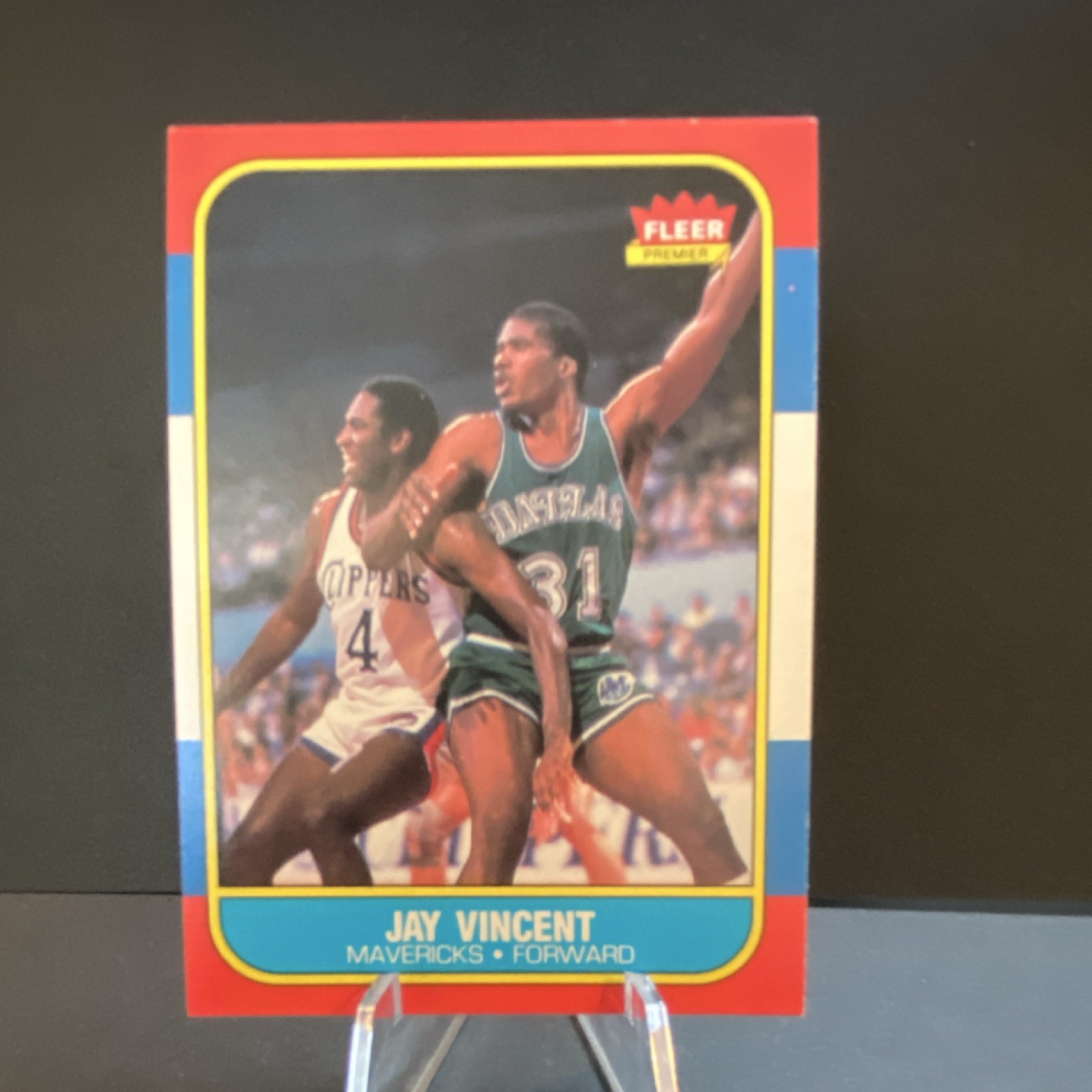 Fleer 1986-87 Jay Vincent #118 Dallas Mavericks Basketball NBA Trading Card