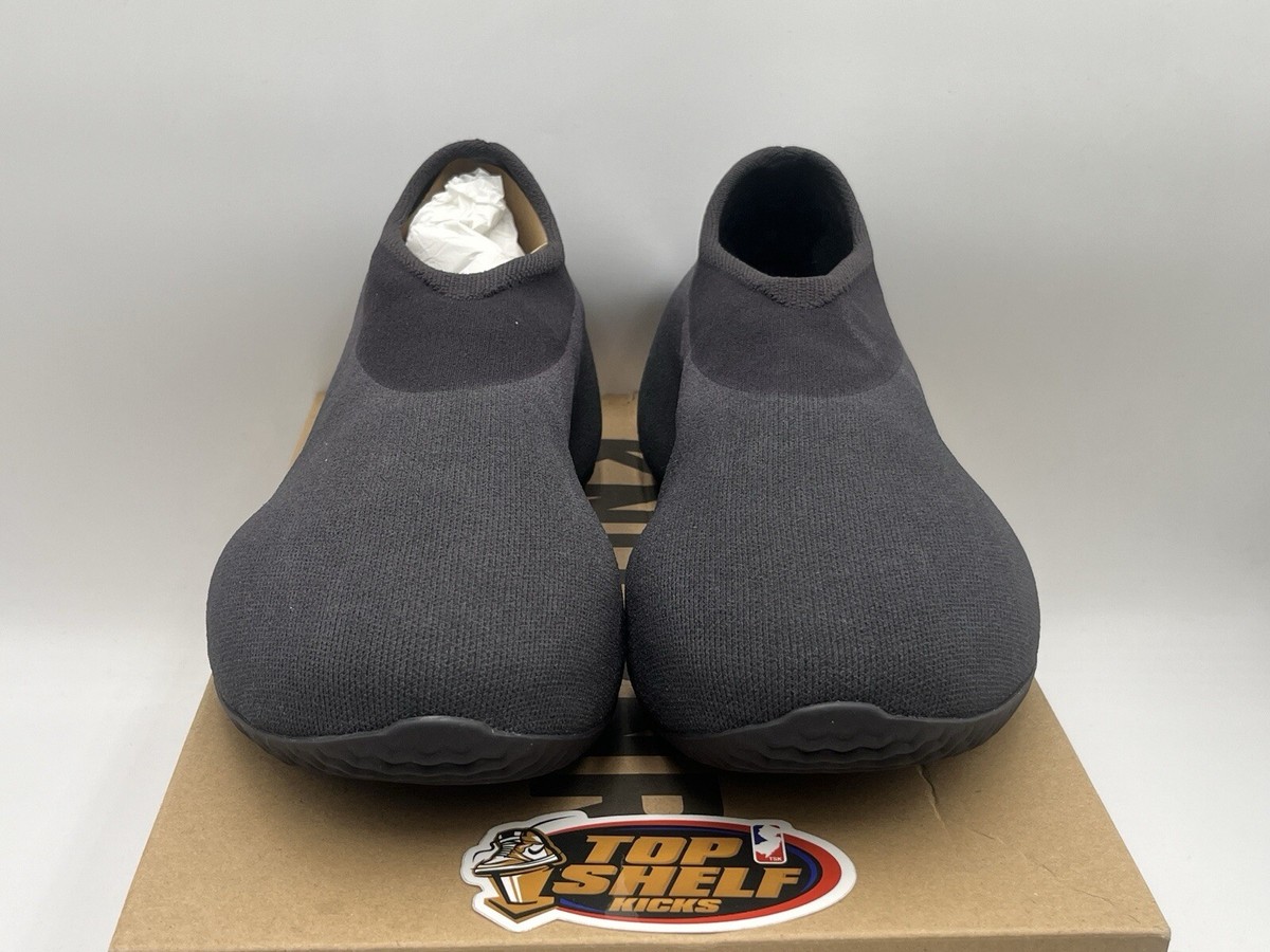 New Adidas Yeezy Knit Runner Fade Onyx 2023 Size 11 New Adidas Yeezy Knit Runner Fade Onyx 2023 Size 11