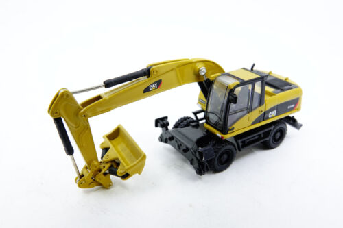 1172 Norscot 1:87 CAT 302.5 Mini-Hydraulic Excavator with Work Tools Original Packaging - Picture 1 of 6
