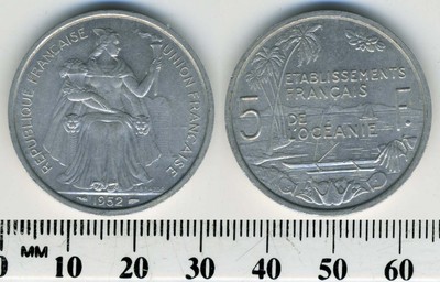 French Oceania 1952 - 5 Francs Aluminum Coin - Seated Liberty
