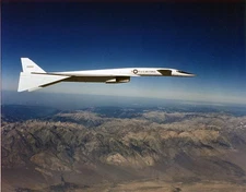 Italeri XB-70 Valkyrie 1:72 Scale Model Kit No. 1282