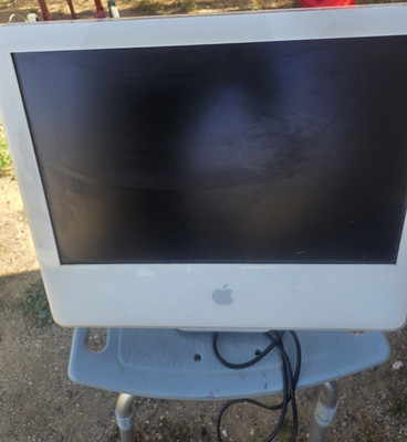 Apple iMac All-in-One Desktop Computer White Optical Drive Apple iMac Series