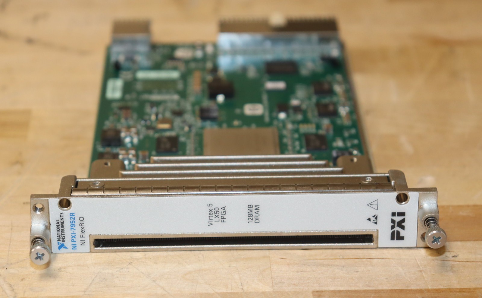 National Instruments PXI-7952R High Performance FPGA FlexRIO Module, 4 Ava GOOD