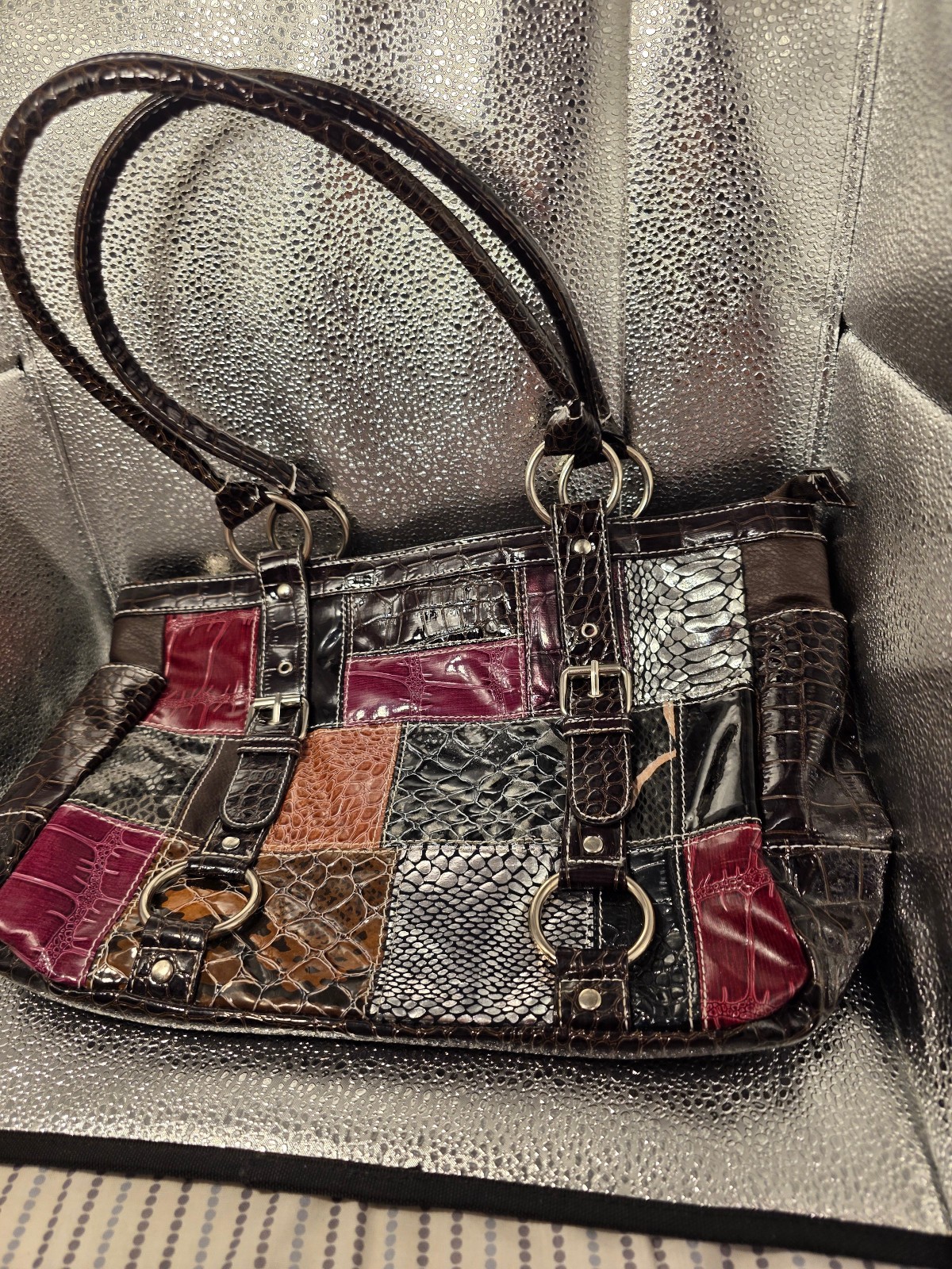 Multicolor Patchwork Tote Bag With AnAlligator/Sn… - image 1