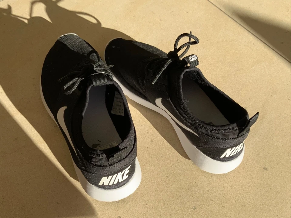 nike juvenate Damen sneaker schwarz Gr. 40 US 8,5 UK 6 - Bild 4 von 4