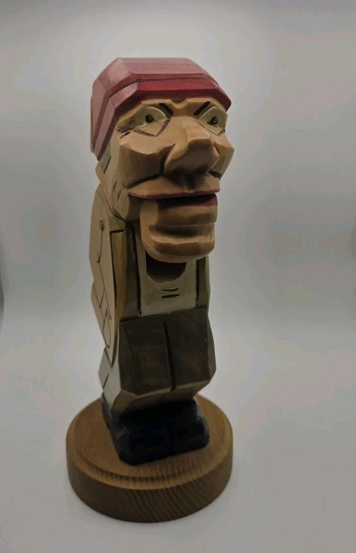 German Rhonkunst Handmade Nutcracker Wood Carved Vintage 9"