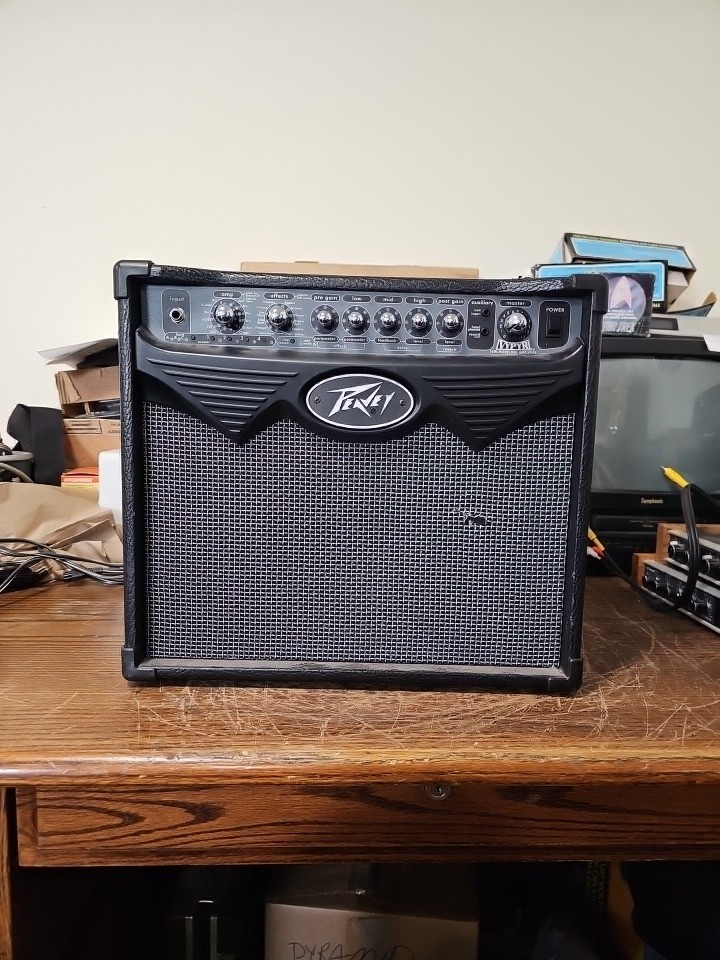 ☆送料込み大幅値下げ☆ Peavey ピービー ギターアンプ Vypyr 15 Peavey Vypyr 15W Guitar Modeling Amplifier | eBay
