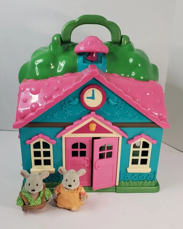 Juego Casa Escolar Madreselva Lil Woodzeez con Ratones y Accesorios Escolares Foto 2 de 4