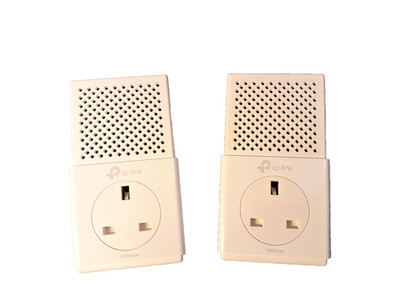 2x TP-Link AV1000, TL-PA7020P Powerline Starter Dual Port Gigabit Passthrough