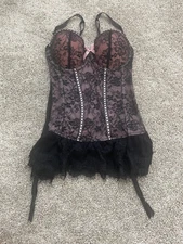 seven til midnight Large flowery lace lingerie black and pink