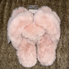 NWT Lauren Conrad Valentines Day Pink Blush Faux Fur Slippers Size Large 8-9
