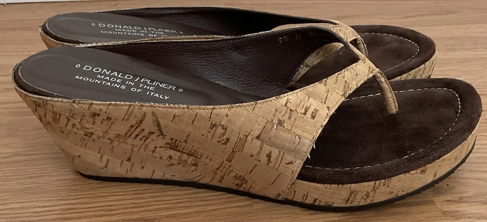 Sandalias de cuña Donald J Pliner para mujer talla 9M plataforma de corcho chanclas hechas en Italia Foto 2 de 4