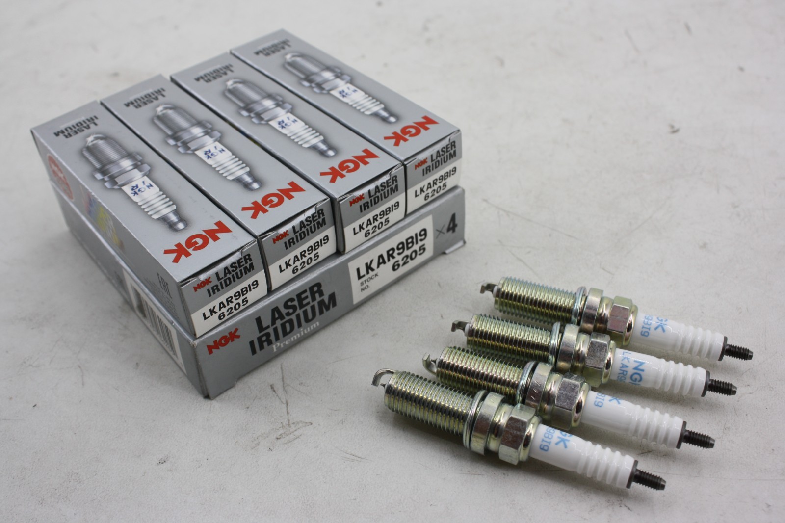 x4 NGK LKAR9BI-9 LASER IRIDIUM SPARK PLUGS FOR 08-16 KTM 1190 ADVENTURE 1290 690