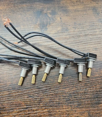 Leviton Rotary On / Off Switch With Brass Knurled Knob 3A 125V AC IA 250 VAC NEW