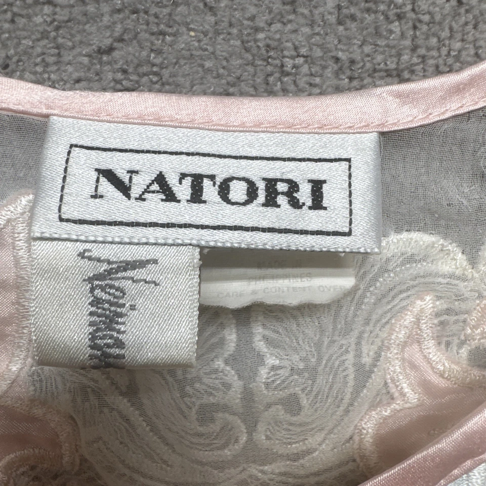 Prendas para dormir medianas Natori for Neiman Marcus rosa satinado encaje pijama para mujer Foto 4 de 4