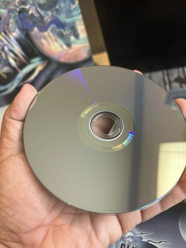 Final Fantasy XV Ultimate Edición Coleccionista PS4, Libro de Arte, Estatua, Exclusivo Foto 4 de 4