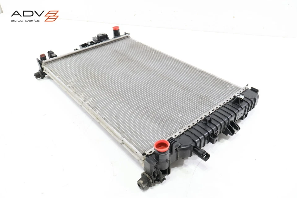 Radiador de refrigeração líquido de arrefecimento do motor Chevrolet Malibu 1.5L fabricante de equipamento original 2019 - 2025 - Imagem 2 de 4