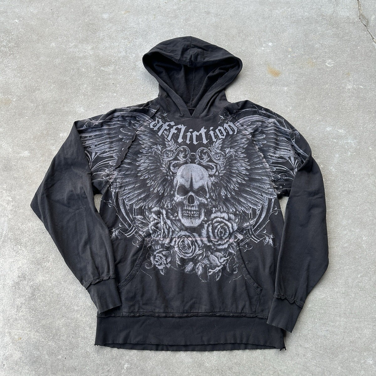 AFFLICTION アフリクション（XS）スカル ラインストーン パーカー AFFLICTION アフリクション（XS）スカル ラインストーン パーカー