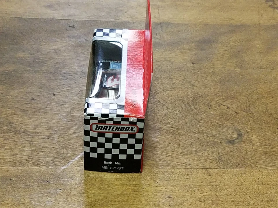 Matchbox Super Stars 1991 1:64 #3 Dale Earnhardt GM piezas Goodwrench NASCAR (N5) Foto 4 de 4