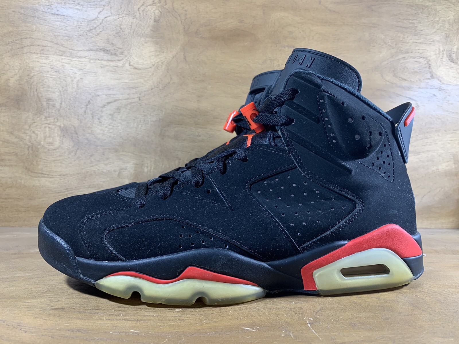 Size 10 - Jordan 6 Retro Infrared 2019 