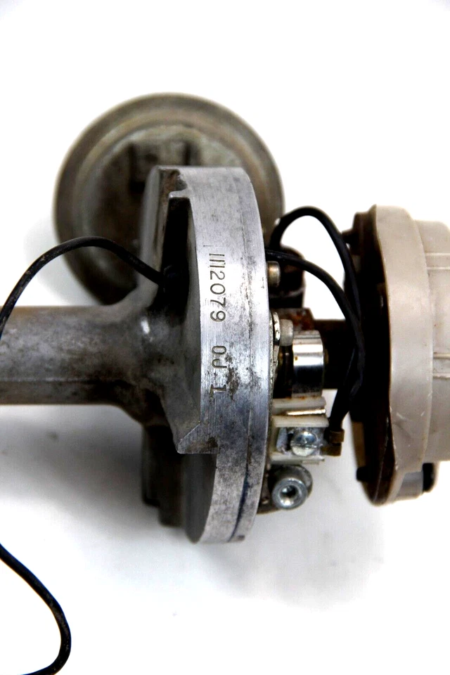 Conjunto de distribuidor OEM Oldsmobile 350 1112079 1971 - código de fecha 1 de septiembre de 1970 Foto 3 de 4