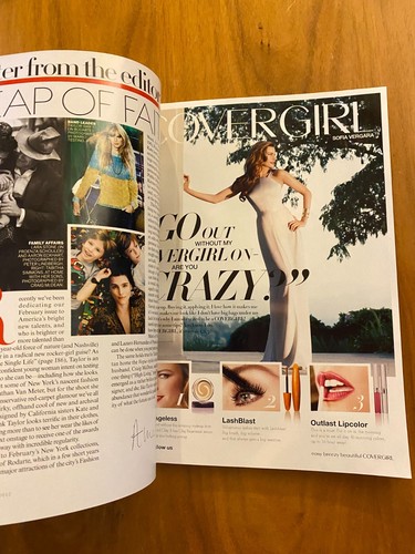 Vogue February 2012 Taylor Swift by Mario Testino Isabeli Fontana Karlie Kloss - Picture 12 of 13