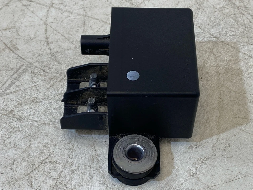 Fits 2017 - 2025 CHRYSLER PACIFICA Start Stop Electrical Relay Module OEM - Imagen 4 de 4