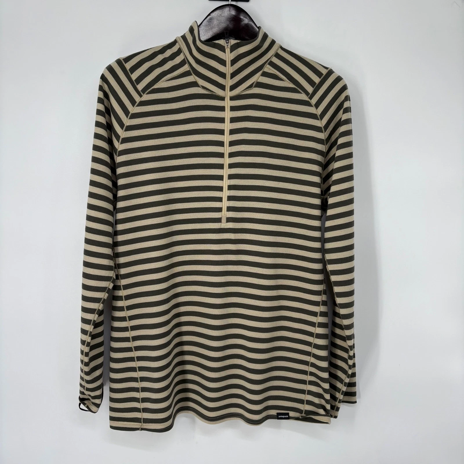 Patagonia Mens Merino Wool Striped Quarter Zip Base Layer Top Olive Tan Hiking
Opens in a new window