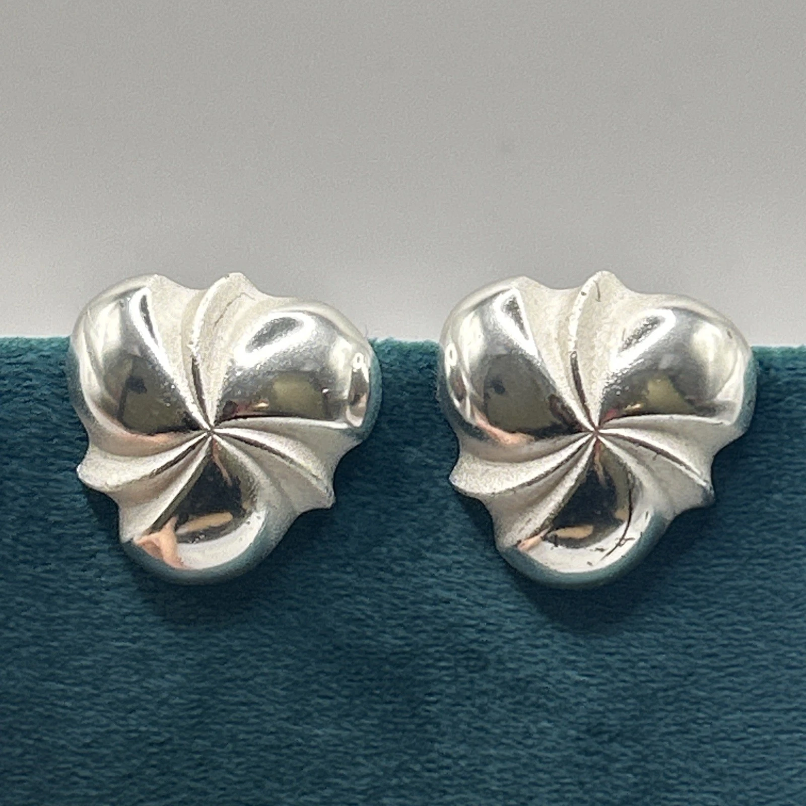 Boucle D’oreille vintage fantaisie Argenté Clips