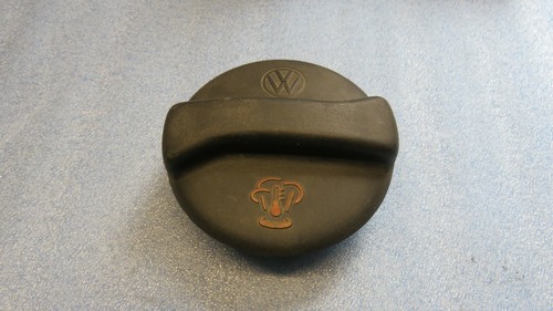 AUDI / VW GOLF JETTA T5 T6 - Kühlwasser Verschluss Deckel // 357121321C RE3